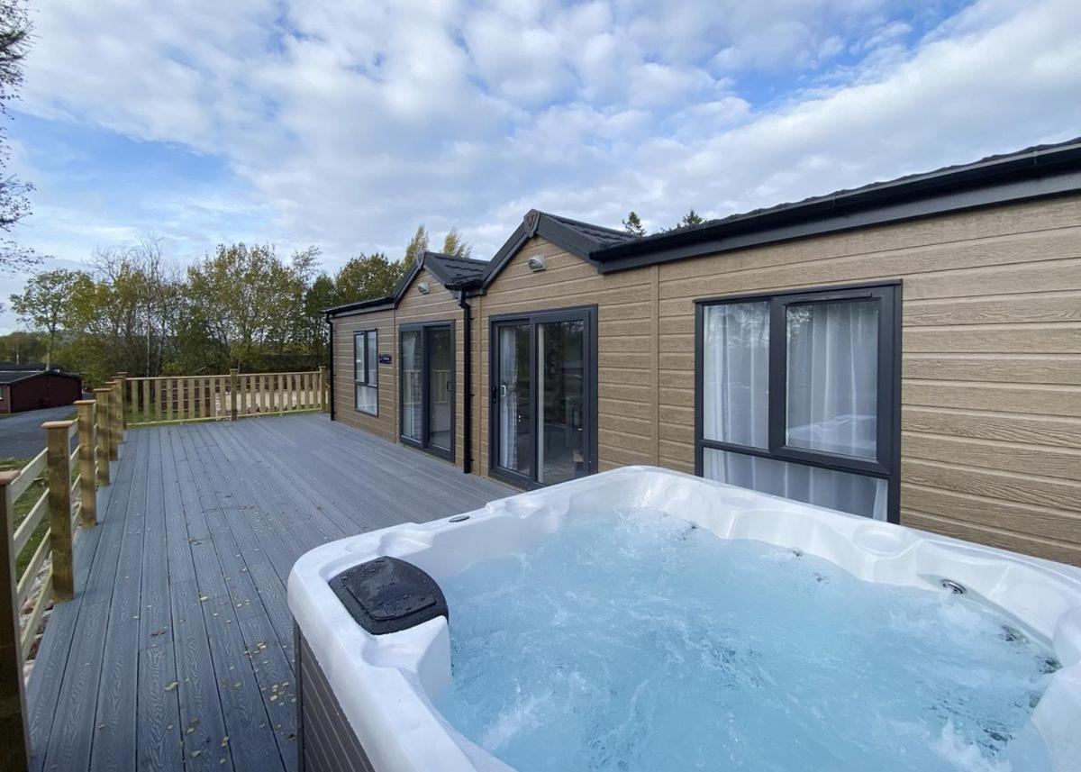 Flusco Wood Hotel Great Blencow Esterno foto